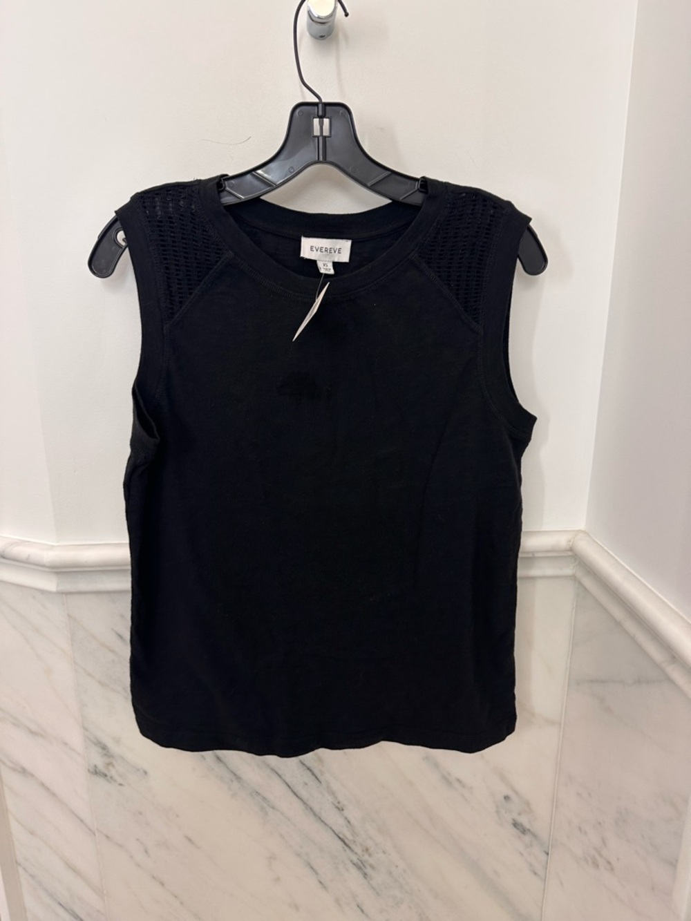 Evereve Black Sleeveless Knit Shell with Textured Shoulders